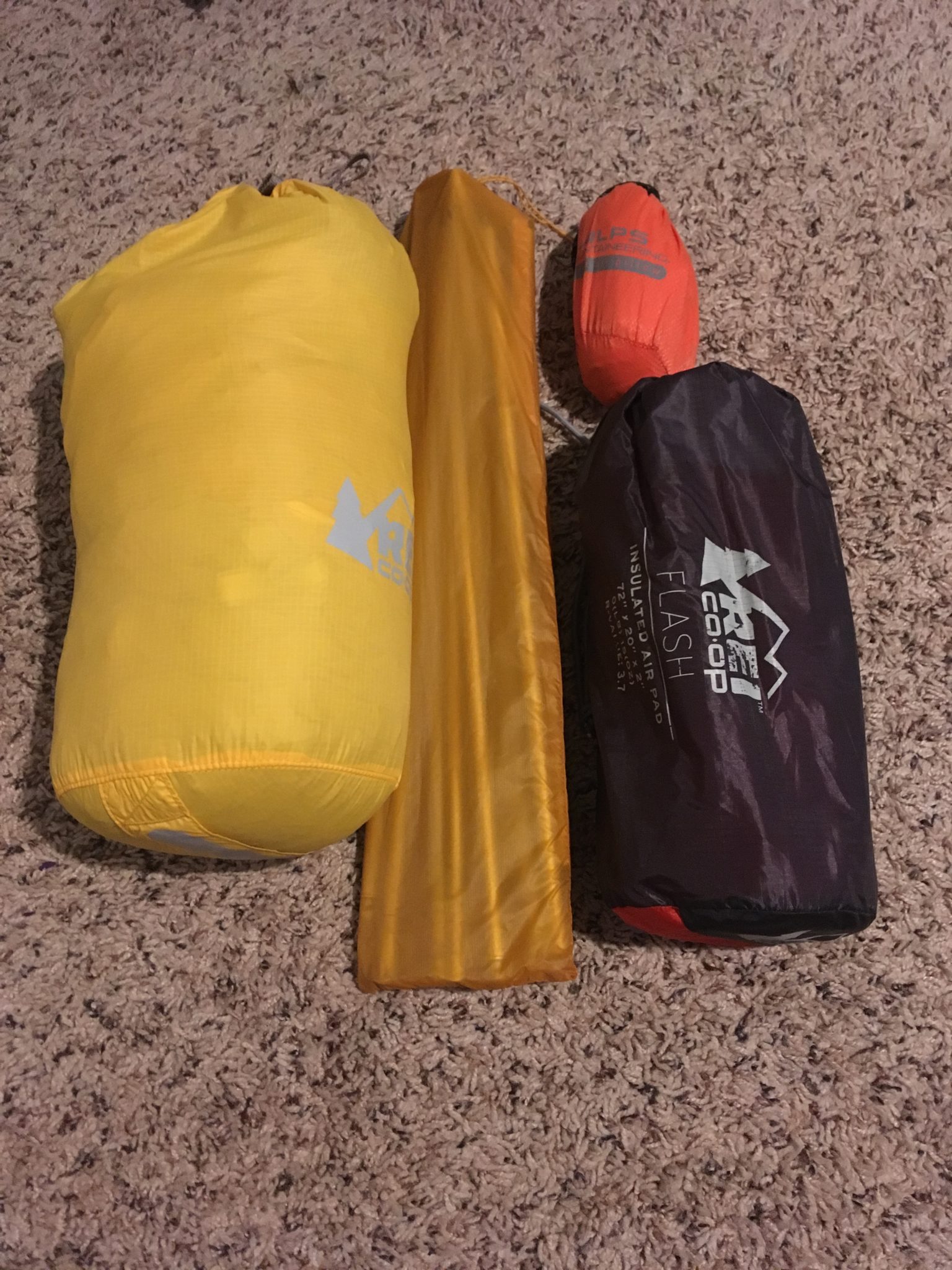 How To Pack For A Weekend Backpacking Trip - The Heel Hook